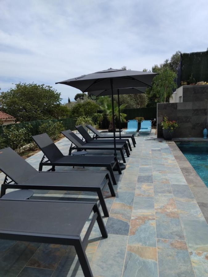 Le Spot 577 Bed & Breakfast La Ciotat Bagian luar foto