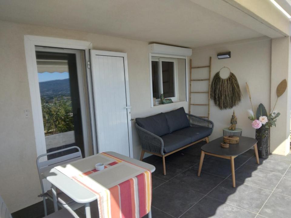 Le Spot 577 Bed & Breakfast La Ciotat Bagian luar foto